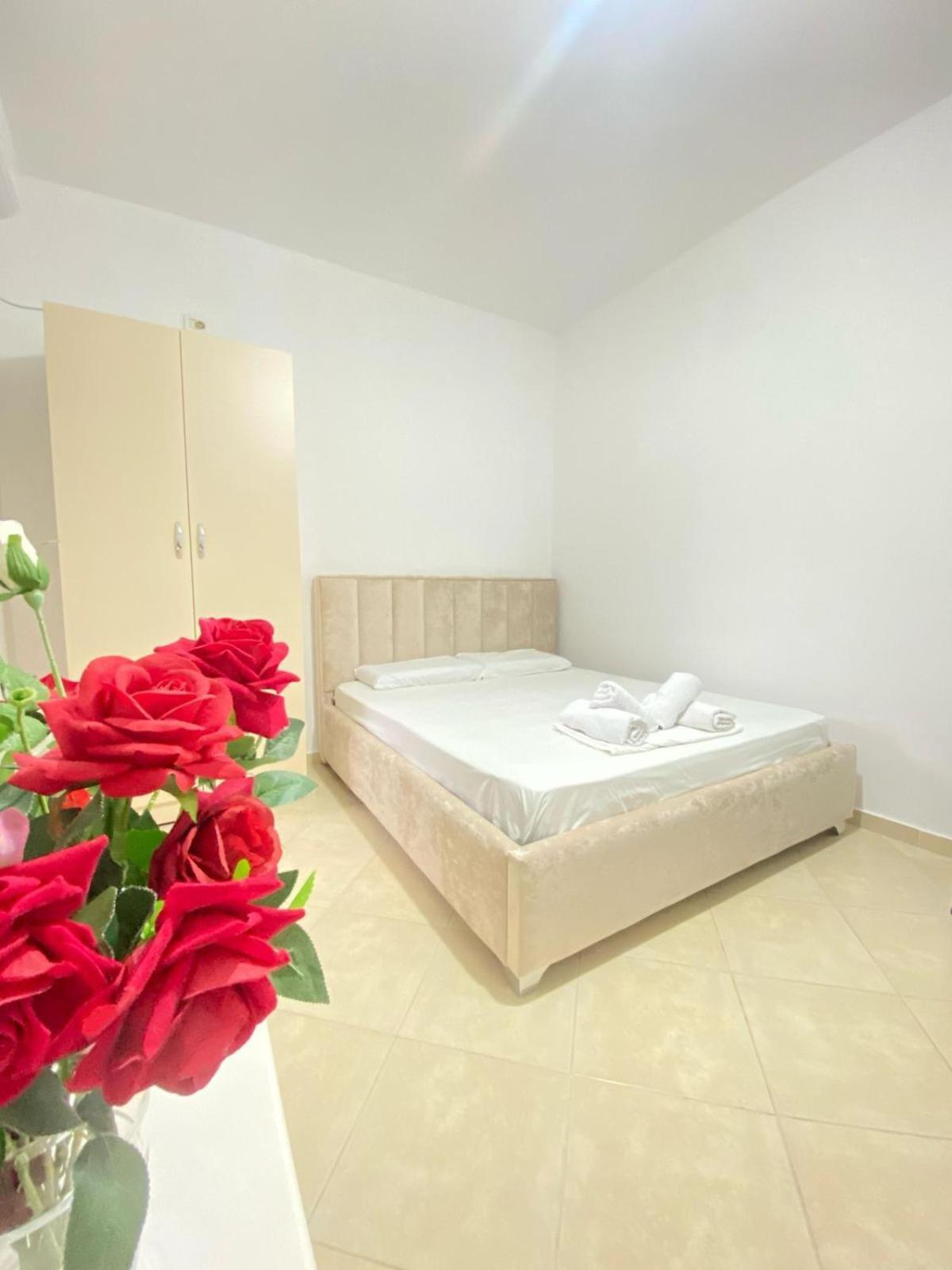 Enel Villa Sarande Exterior photo